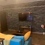 2 4* اوسترافا